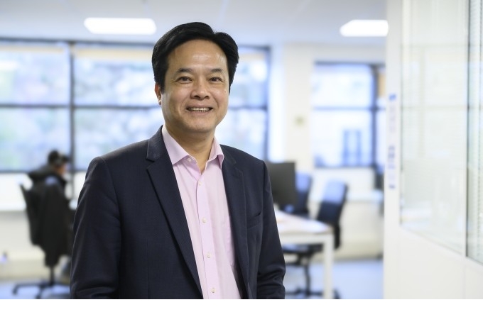 Developpement logiciels Paris. Conception, développement et maintenance de logiciels - pr&eacute;sentation 1