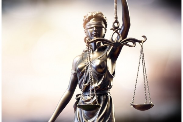 Droit pénal des affaires Paris. Avocat, spécialiste du droit pénal et du droit pénal des affaires - présentation 2