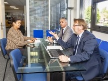 Il intervient également dans le secteur associatif, et les juniors entreprises - image 4