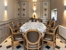 Dans le cadre prestigieux du Domaine de Sceaux, toute l’équipe du Trevise sera heureuse de vous accueillir. - image 6