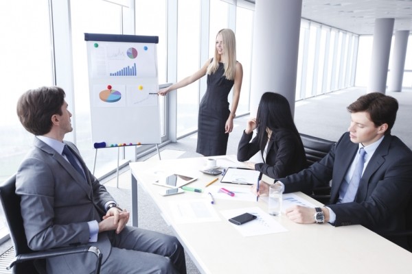 Intégration CRM Salesforce. Nous Configurons votre Salesforce en fonction de votre savoir faire et de vos données. - présentation 3