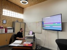 Mise à disposition d'espaces de travail personnalisés et modulables (coworking, salles de réunions, salles de formation, salles de séminaires et aussi des bureaux partagés et individuels - image 2