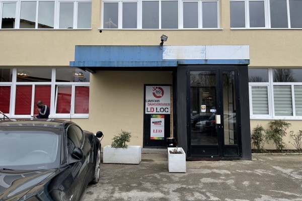 Location d'espaces de travail, coworking, salle de réunion, formation & séminaire. - présentation 2