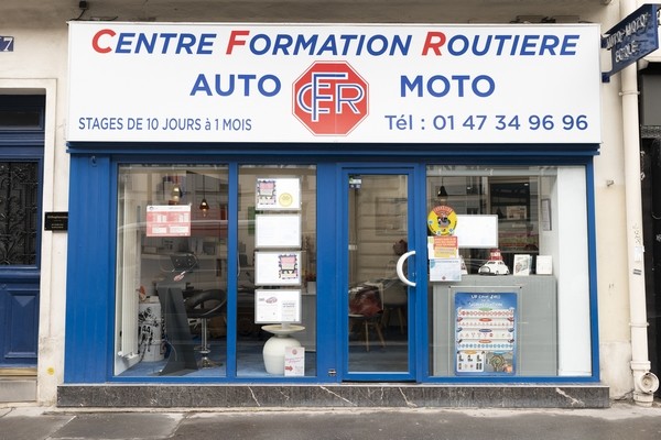 Auto-école moto-école paris15. Ecole de conduite. - présentation 2