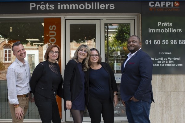 Crédit finance Paris. Courtier en prêts hypothécaires à Melun. Rachat de crédits. Prêt professionnel. - présentation 2