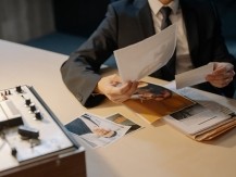 Noël Brissard intervient partout en Ile-de-France il peut également vous accompagner  si vous suspectez un client de fraude à l'assurance, ou si vous souhaitez intenter une action en justice contre une autre entreprise pour concurrence déloyale. - image 4 - image 5 - image 6 - image 7 - image 8