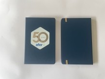 Apicure accompagne  les entreprises dans la création de cadeaux d’affaires et d’objets promotionnels sur mesure, conçus pour marquer les esprits et valoriser durablement leur image de marque - image 2