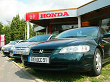 Honda Business : en faisant le choix de Honda, vous optez pour le premier producteur de moteurs dans le monde ayant une réputation de fiabilité qui n'est plus à faire et une philosophie qui consiste à mettre le client au centre de sa réflexion. - image 6 - image 7 - image 8 - image 9